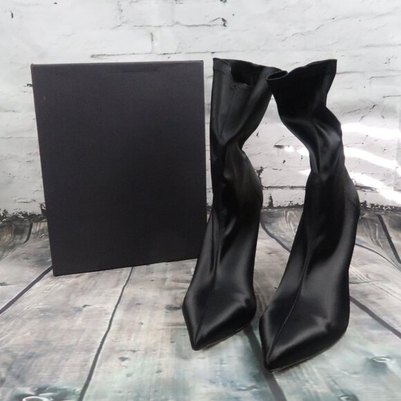 TONY BIANCO BLACK STRETCH SATIN DAVIS BOOTIES 4" HEEL SIZE 9.5 NIB - Picture 9 of 13